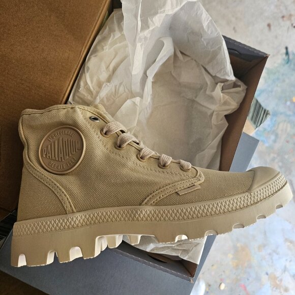 Pampa Hi V Palladium boots. Size 5. Color- varsity - Picture 3 of 3